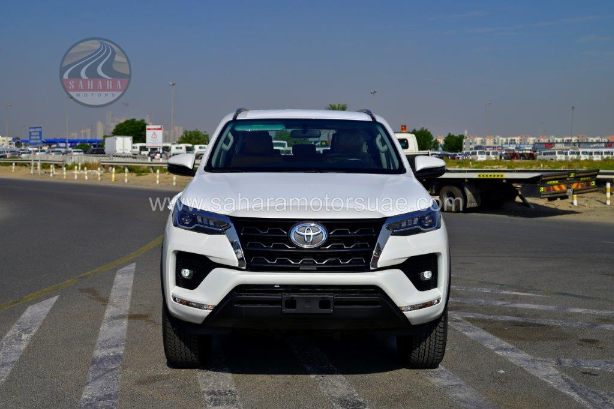 2024 TOYOTA FORTUNER EXR+ 2.7L PETROL  4WD 7 SEAT AUTOMATIC DXB